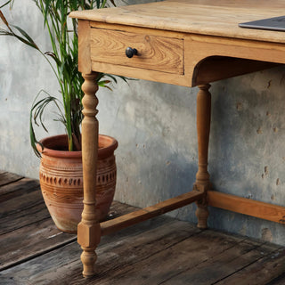 Why Should You Purchase Reclaimed Teakwood Furniture? - Qarnation