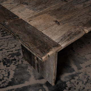 Classic Corner Dining Table - Qarnation