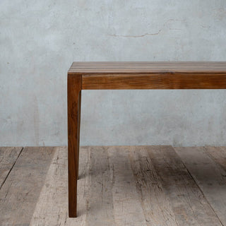 Elara Dining Table - Qarnation