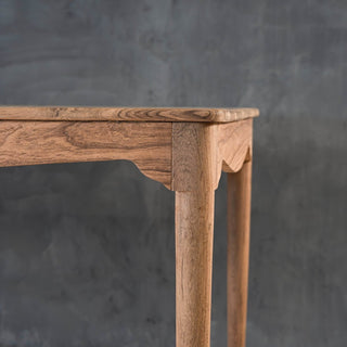 Fien Dining Table - Qarnation