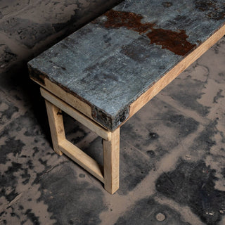 Haven Hinge Metallic bench - Qarnation