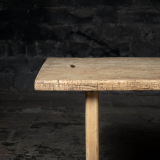 Heritage Arc Dining table - Qarnation