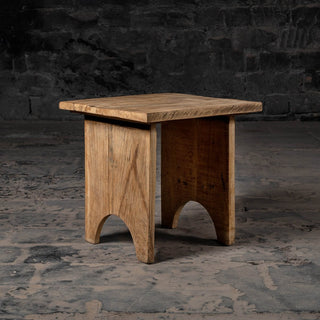 Heritage Arc Side Table - Qarnation