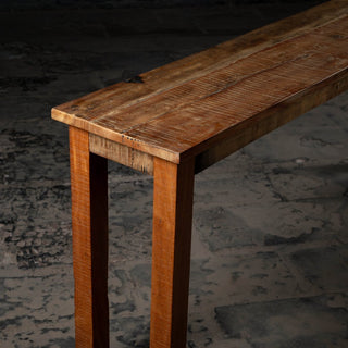 Legacy Lounge Console - Qarnation