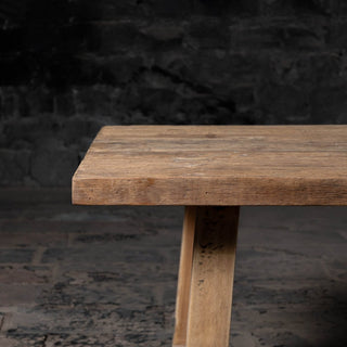 Legacy woodland Dining table - Qarnation