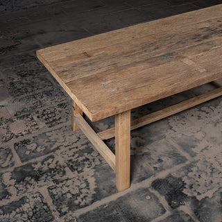 Legacy woodland Dining table - Qarnation