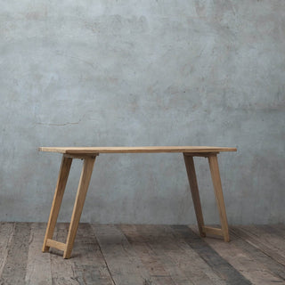 Liova Console Table - Qarnation