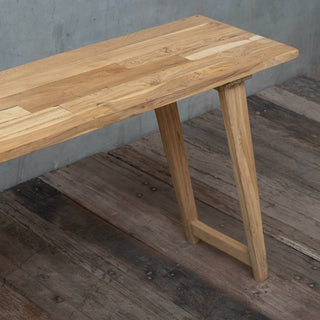 Liova Console Table - Qarnation