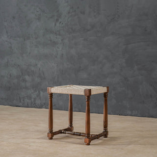 Nelon Stool - Qarnation