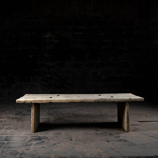 Sleek Coffee Table - Qarnation