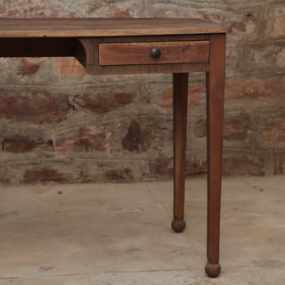 Stylo Study Table - Qarnation