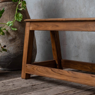 Vespera Bench - Qarnation