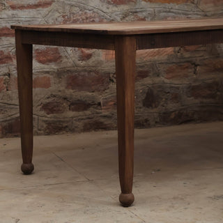 Viola Dining Table - Qarnation